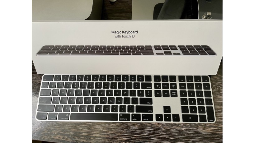 apple-magic-keyboard-3-touch-id-black-like-new-batumi-big-0