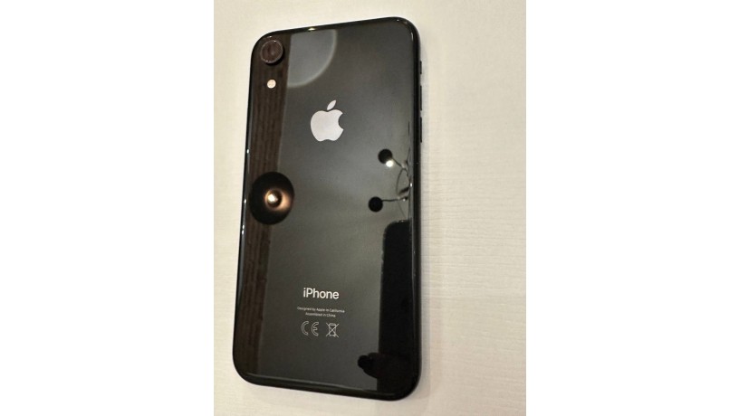 apple-iphone-xr-64gb-big-4