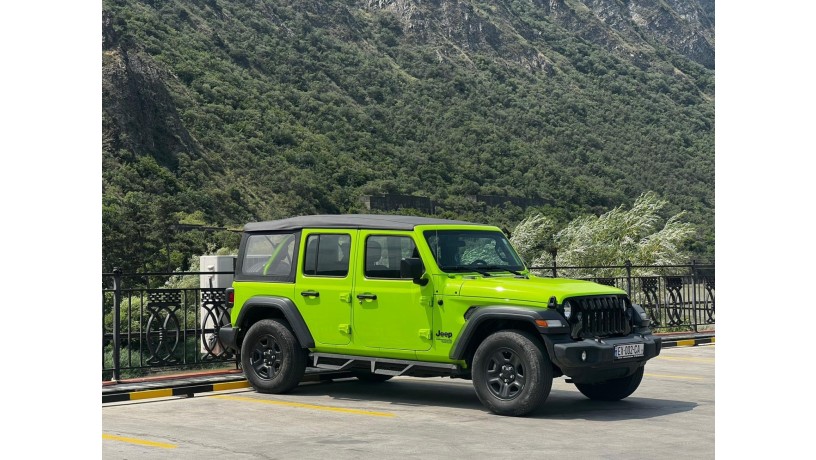 prokat-jeep-wrangler-big-0