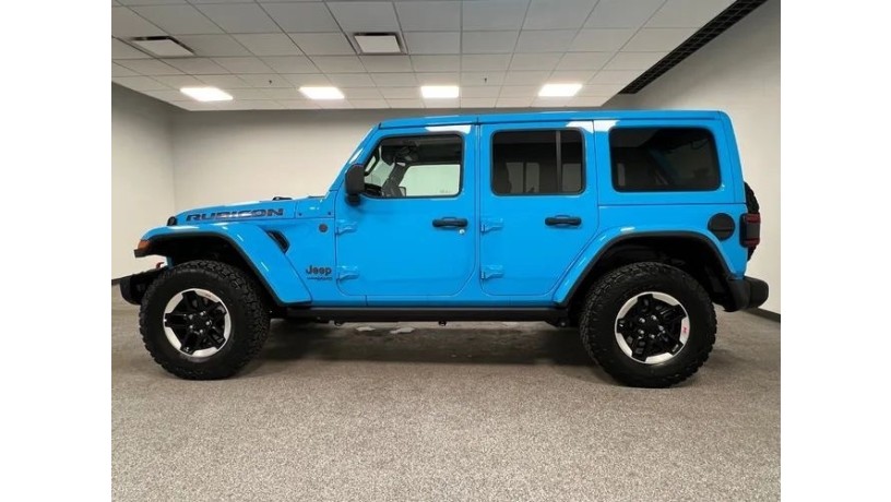 prokat-jeep-wrangler-big-1