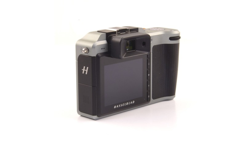 hasselblad-x1d-ii-50c-medium-format-mirrorless-camera-big-2